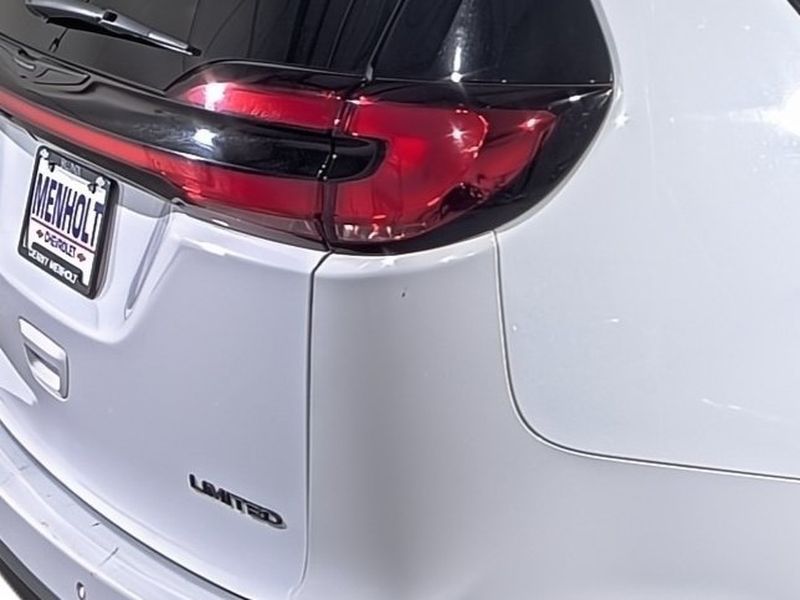 2025 Chrysler Pacifica