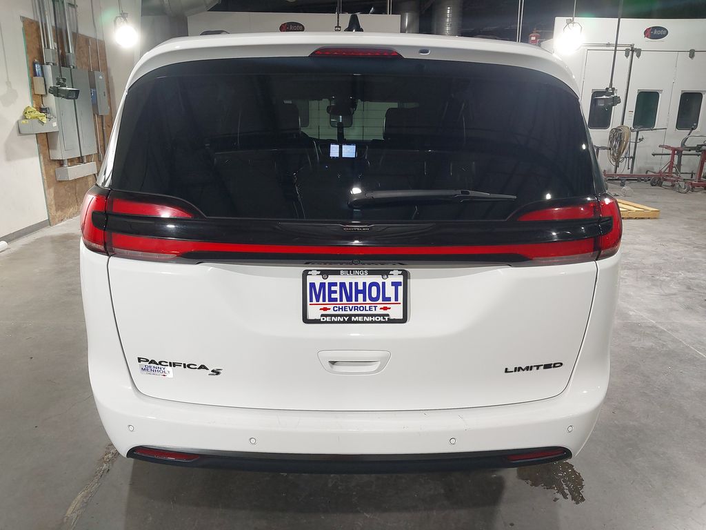 2025 Chrysler Pacifica