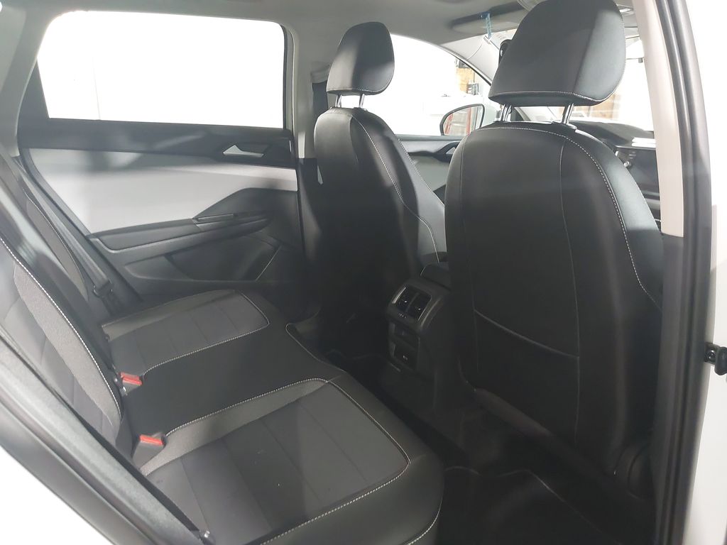 2023 Volkswagen Taos