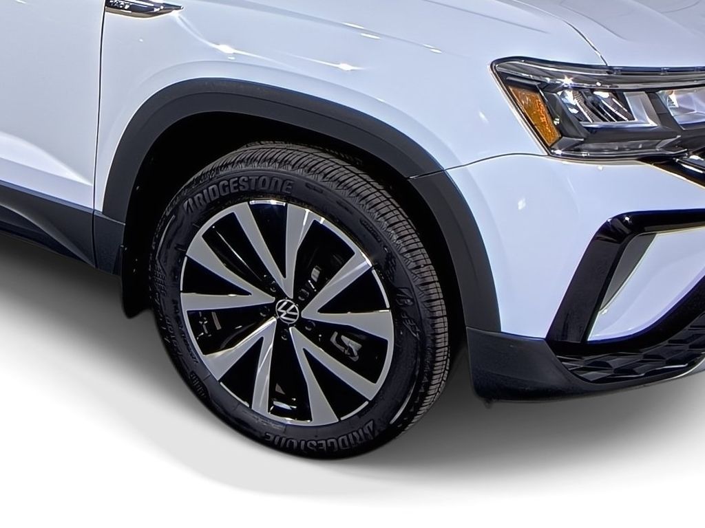 2023 Volkswagen Taos
