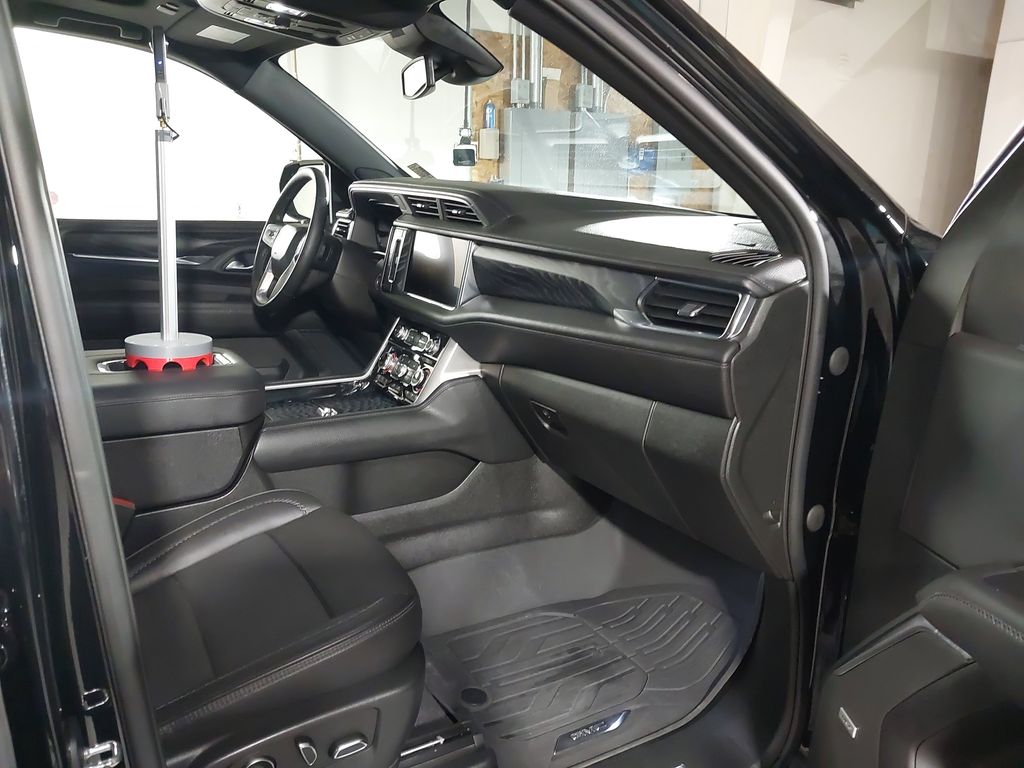 2023 GMC Yukon