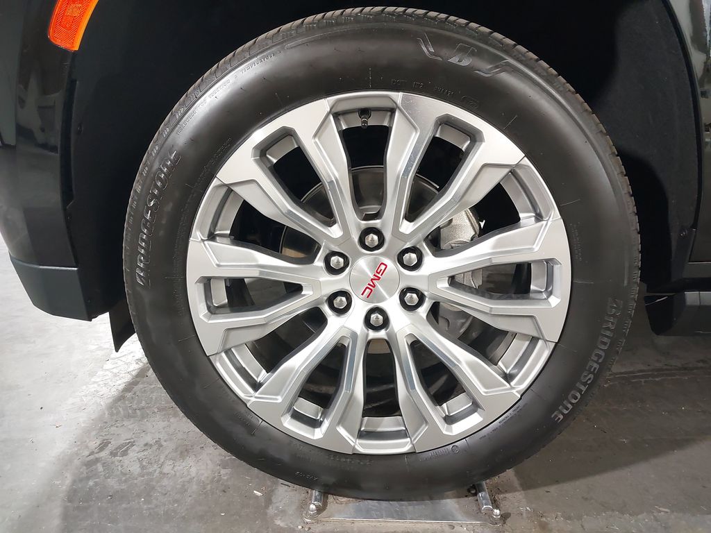 2023 GMC Yukon