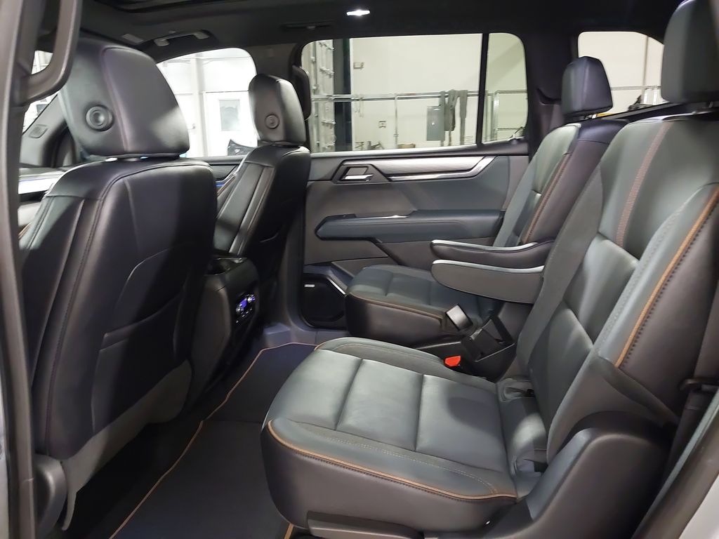 2025 GMC Acadia