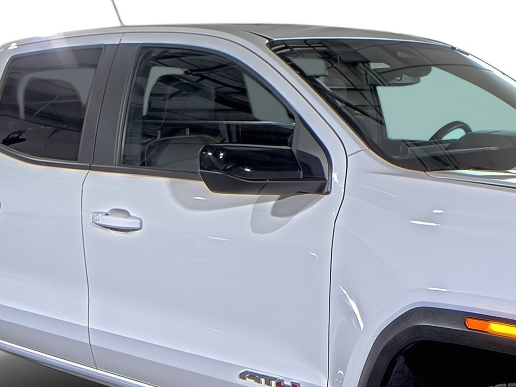 2024 GMC Canyon