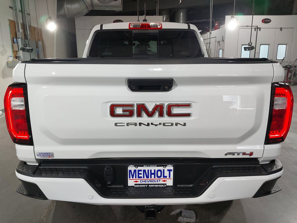 2024 GMC Canyon