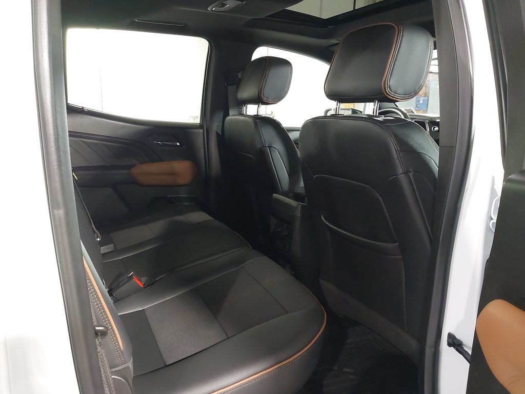 2024 GMC Canyon