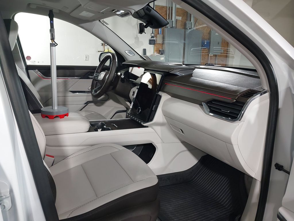 2024 GMC Acadia