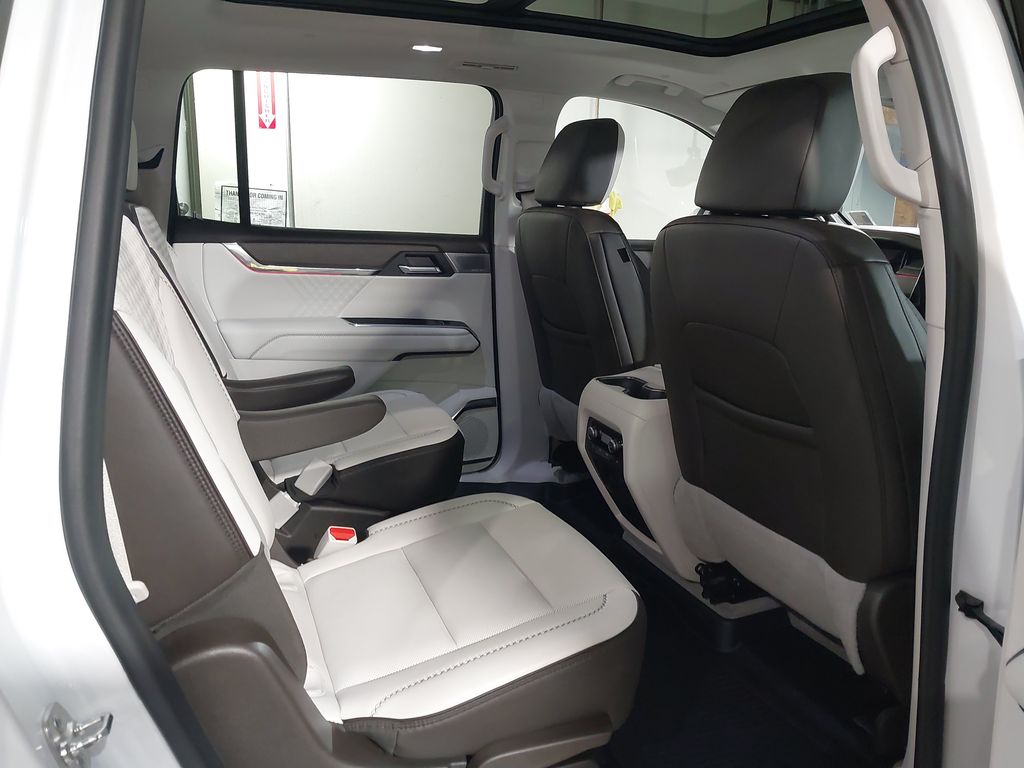 2024 GMC Acadia