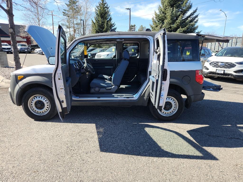 2004 Honda Element