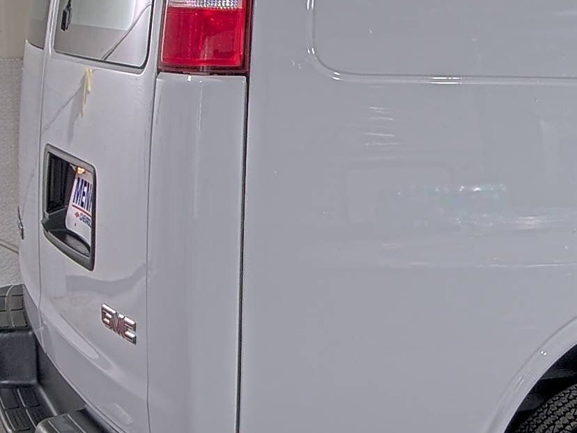 2022 GMC Savana