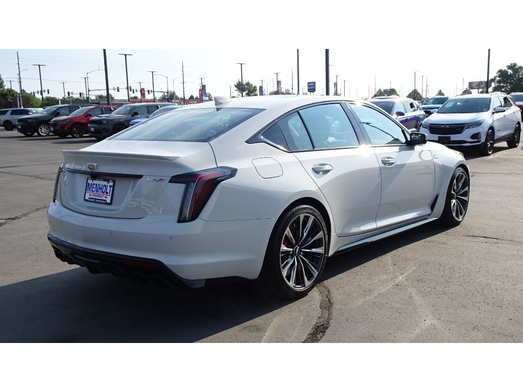2023 Cadillac CT5