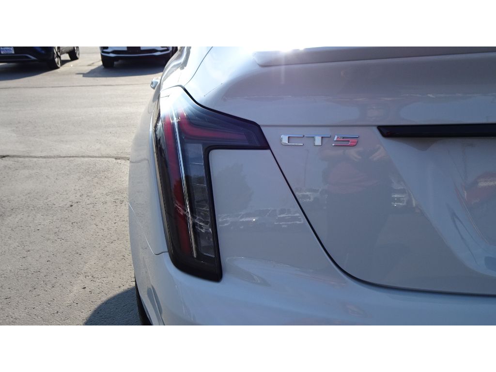 2023 Cadillac CT5