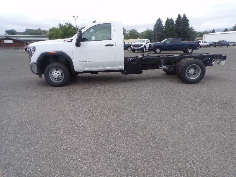 2024 GMC Sierra 3500