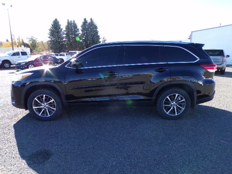 Used 2019 Toyota Highlander XLE SUV