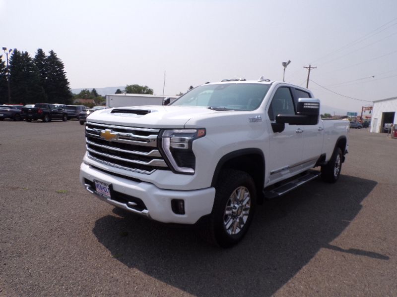 New 2024 Chevrolet Silverado 3500 High Country Truck