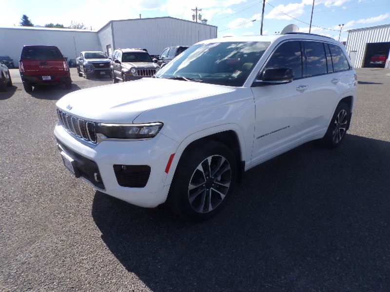 Used 2022 Jeep Grand Cherokee Overland SUV