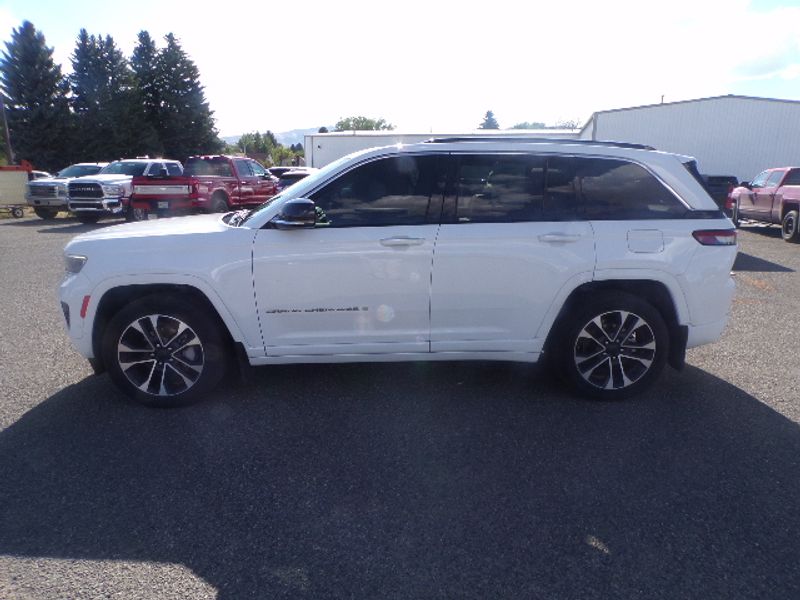 2022 Jeep Grand Cherokee