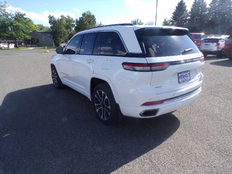 2022 Jeep Grand Cherokee