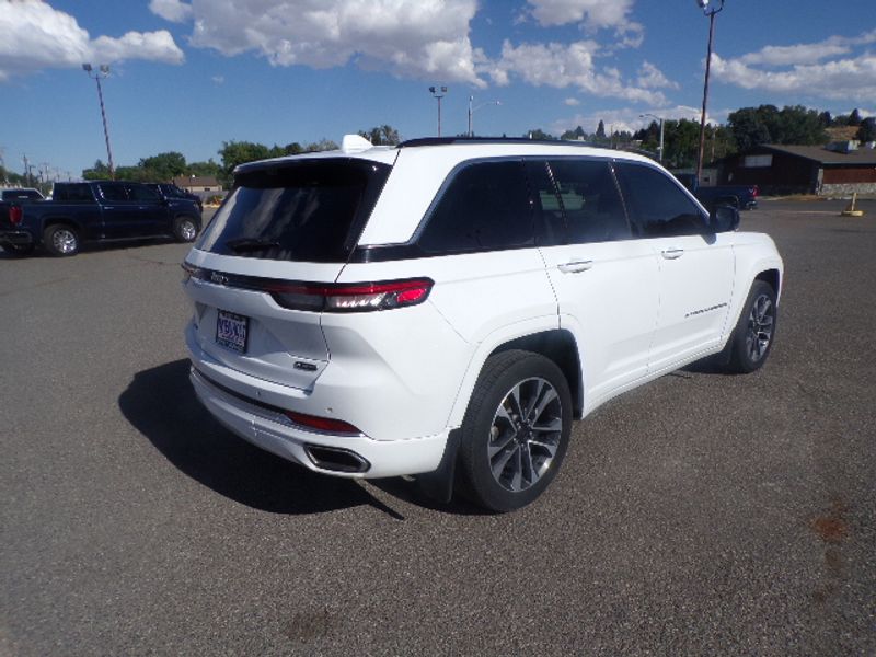 2022 Jeep Grand Cherokee