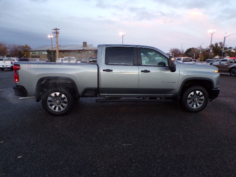 2025 Chevrolet Silverado 2500