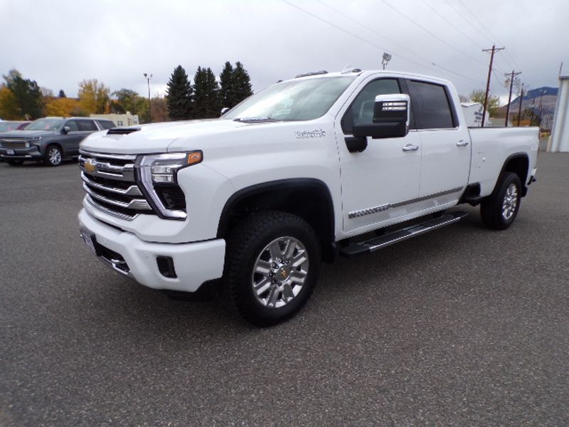 2025 Chevrolet Silverado 3500