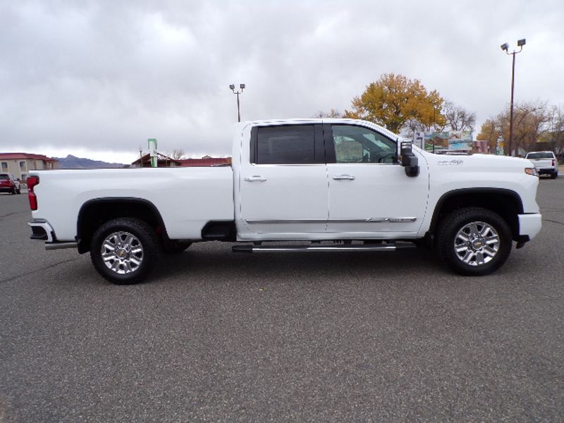 2025 Chevrolet Silverado 3500