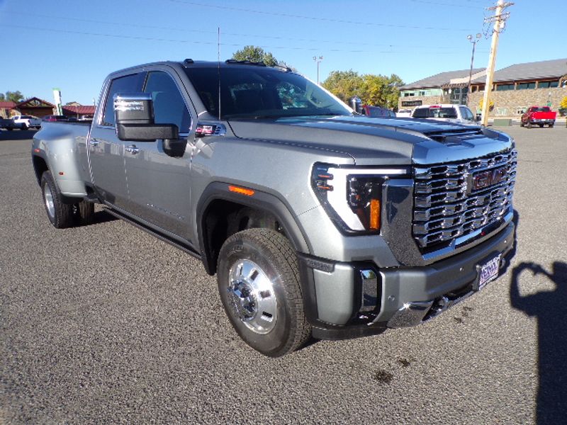 2025 GMC Sierra 3500