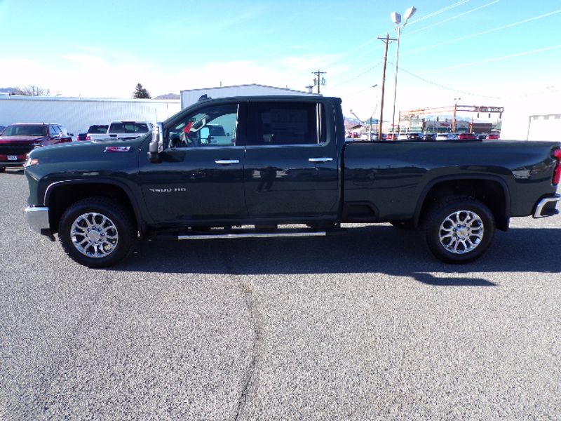 2025 Chevrolet Silverado 3500