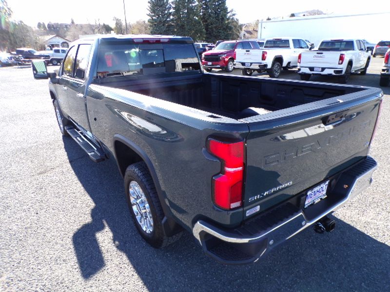 2025 Chevrolet Silverado 3500