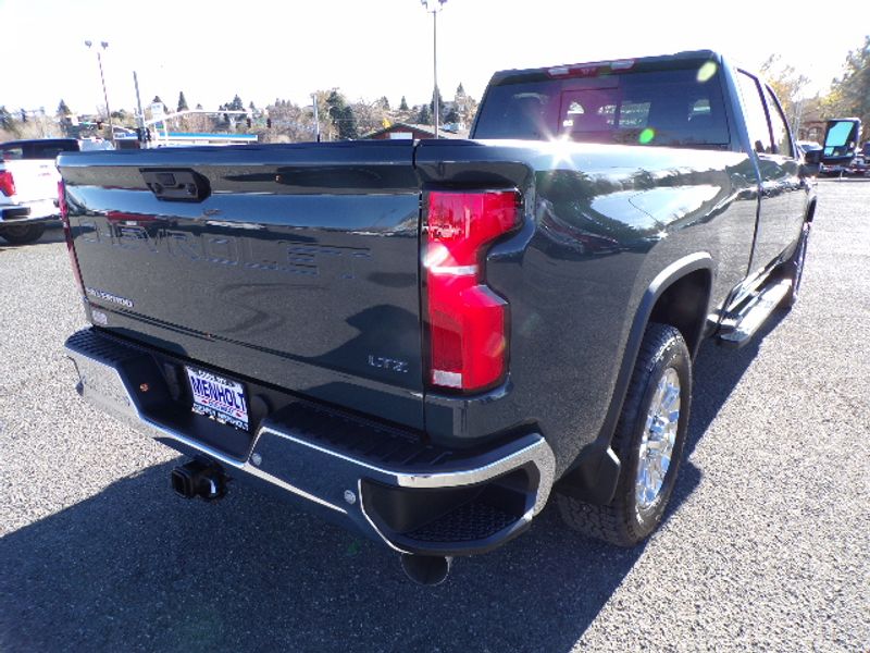 2025 Chevrolet Silverado 3500