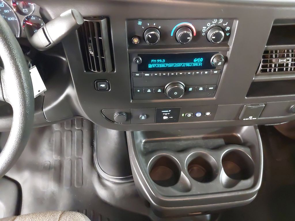 2022 Chevrolet Express