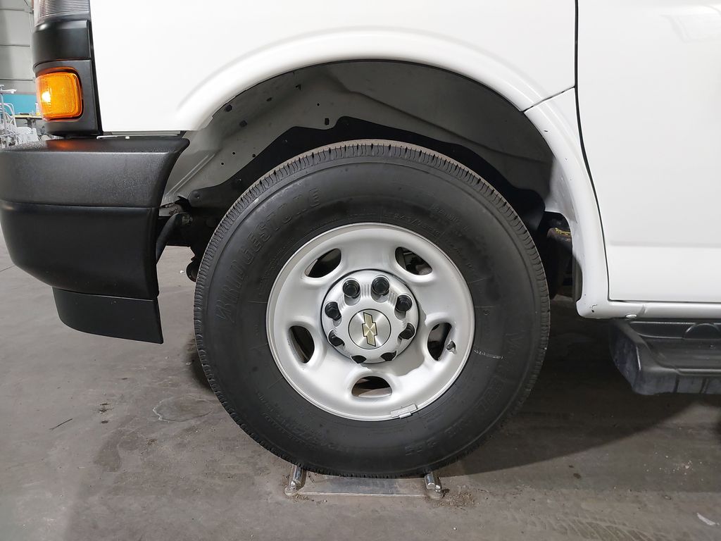 2022 Chevrolet Express