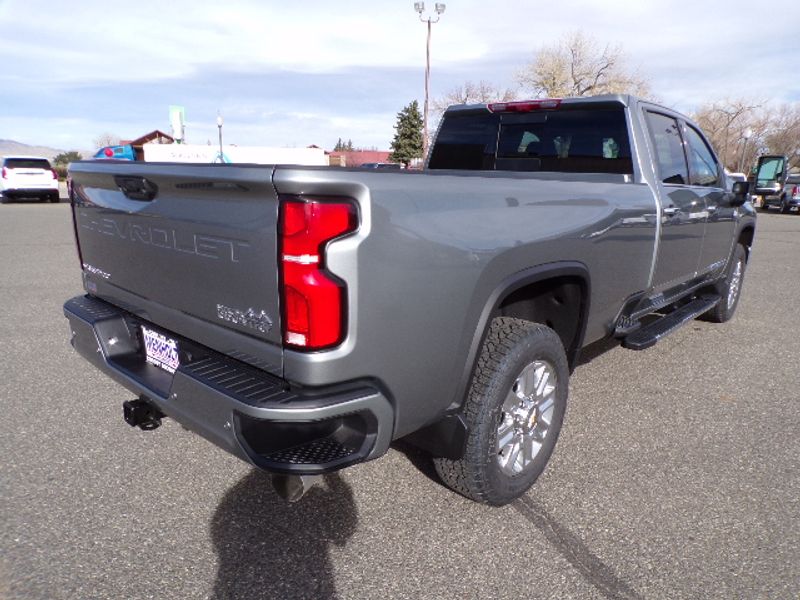 2025 Chevrolet Silverado 3500