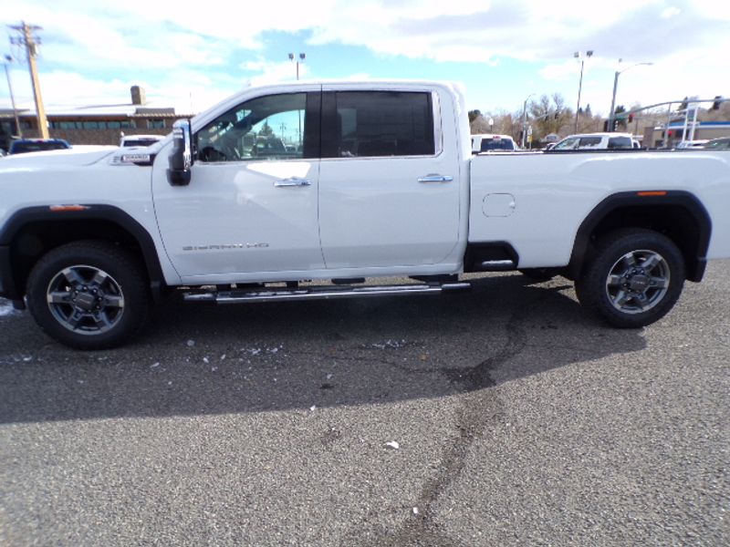 2025 GMC Sierra 3500