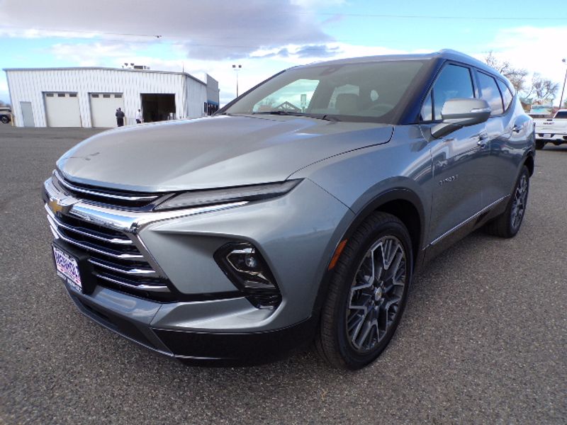 New 2025 Chevrolet Blazer Premier SUV