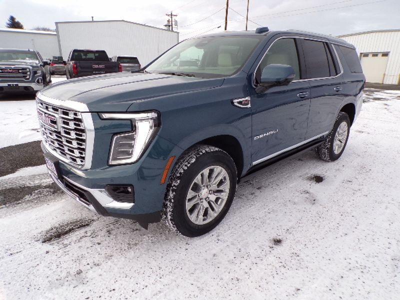 New 2025 GMC Yukon Denali SUV