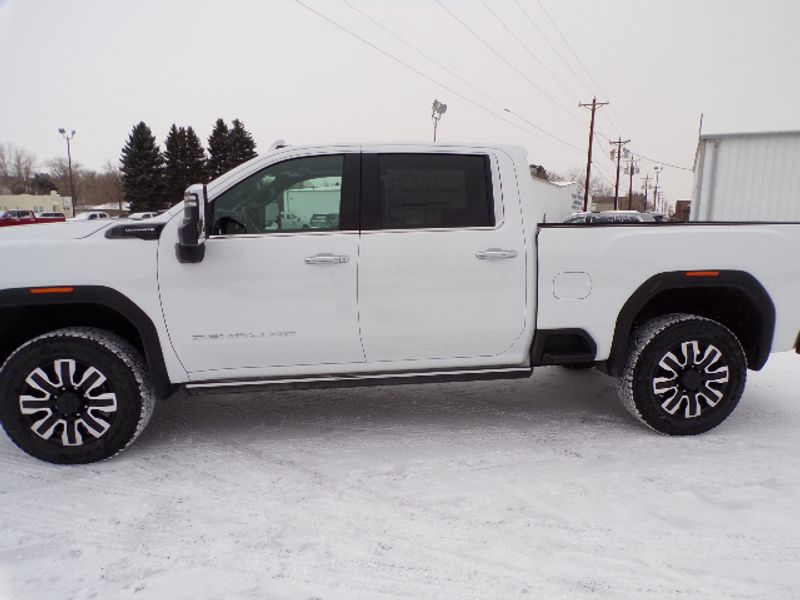 2025 GMC Sierra 3500HD