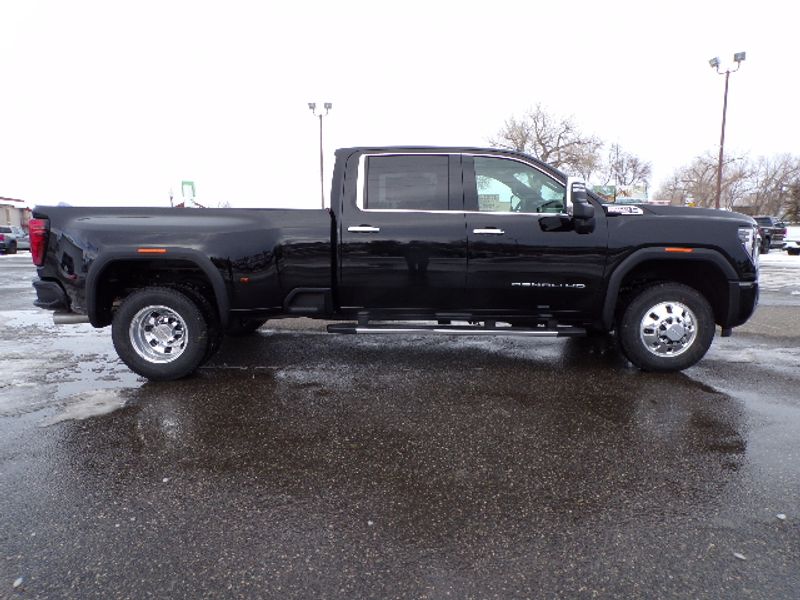 2025 GMC Sierra 3500HD