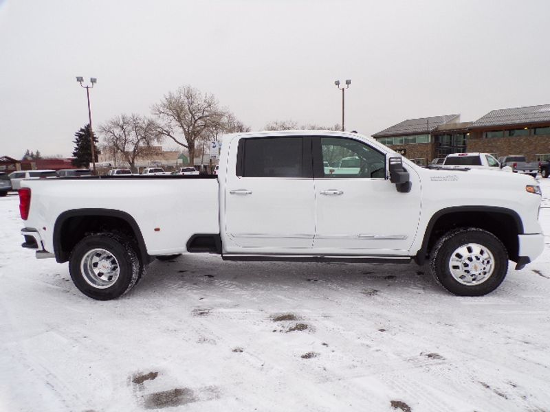 2025 Chevrolet Silverado 3500HD