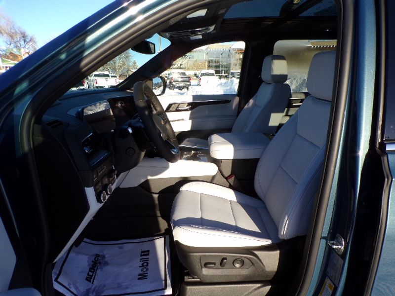 2025 Chevrolet Suburban