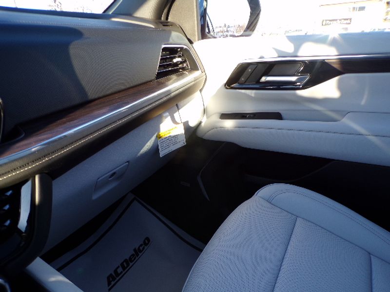 2025 Chevrolet Suburban