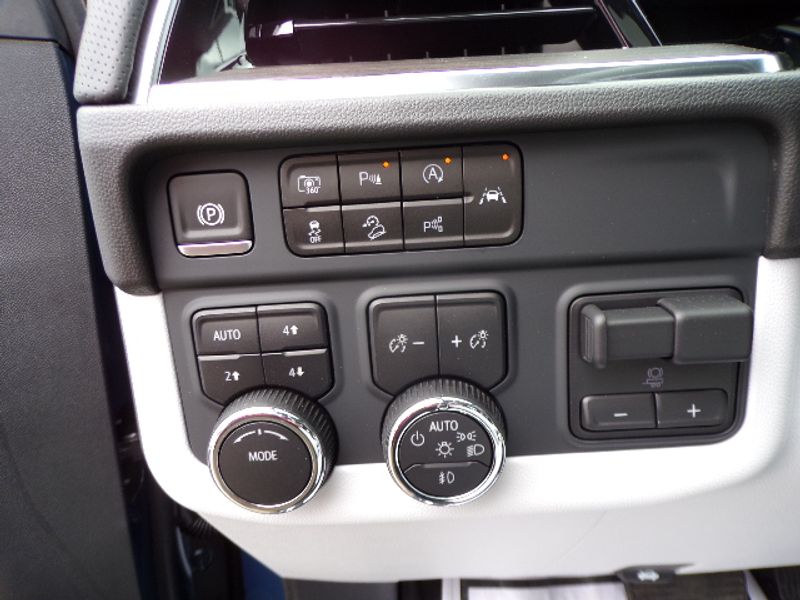 2025 Chevrolet Suburban