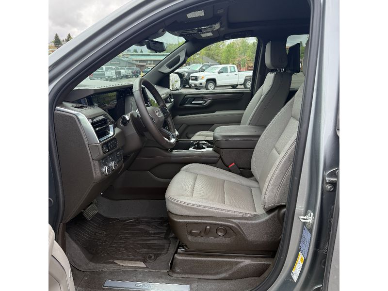 2025 GMC Yukon