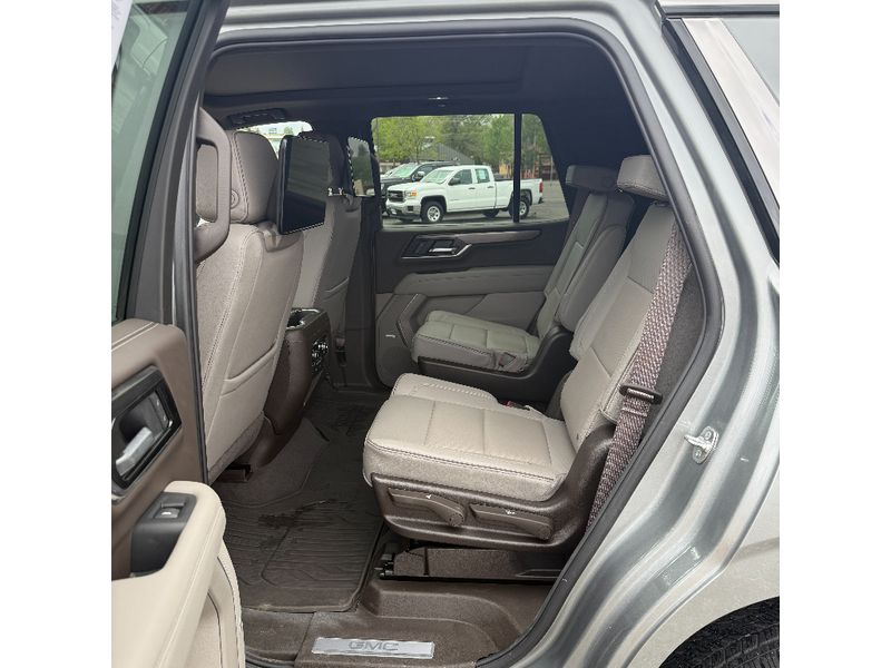 2025 GMC Yukon