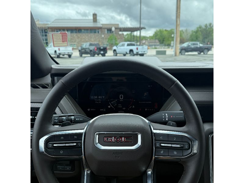 2025 GMC Yukon