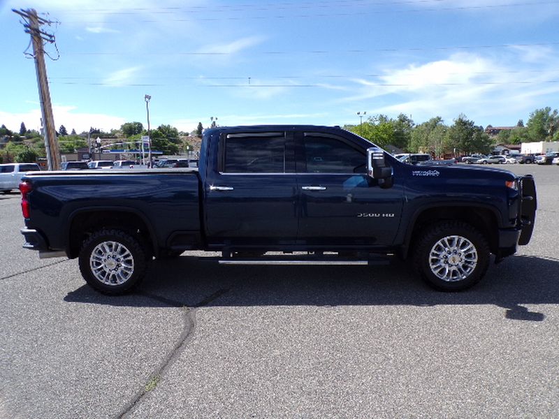 2022 Chevrolet Silverado 3500