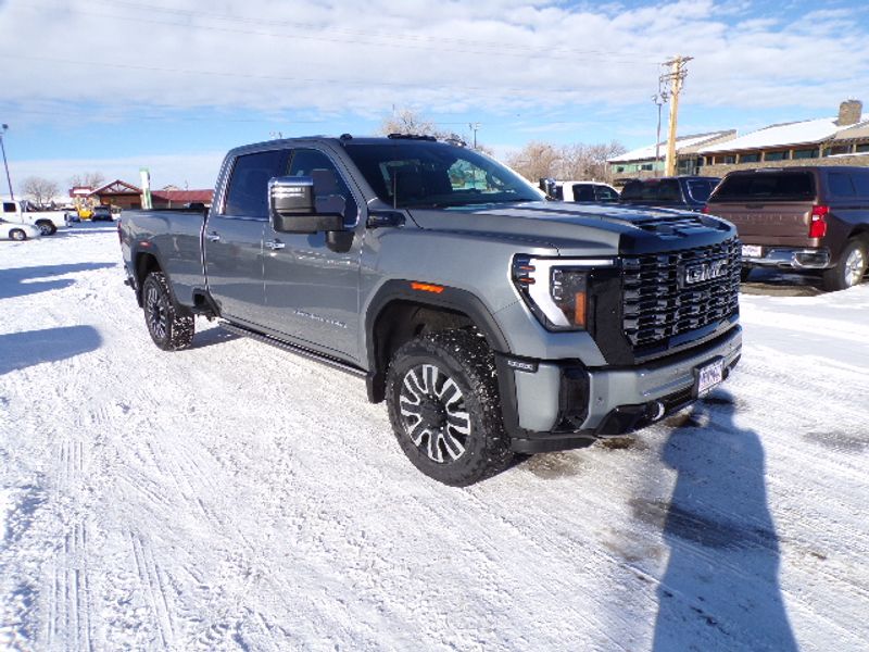 2025 GMC Sierra 3500HD