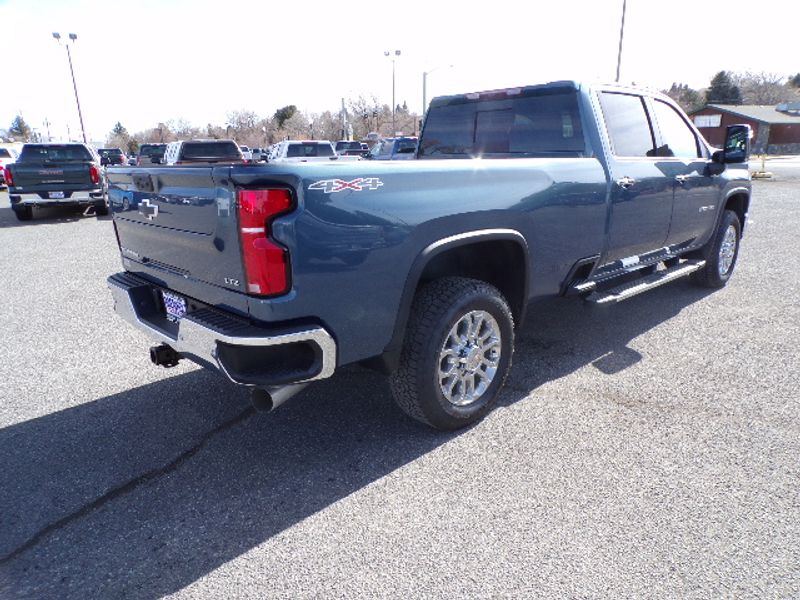 2025 Chevrolet Silverado 3500