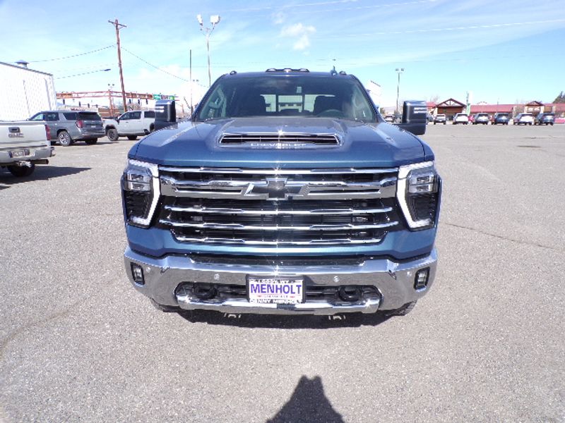 2025 Chevrolet Silverado 3500