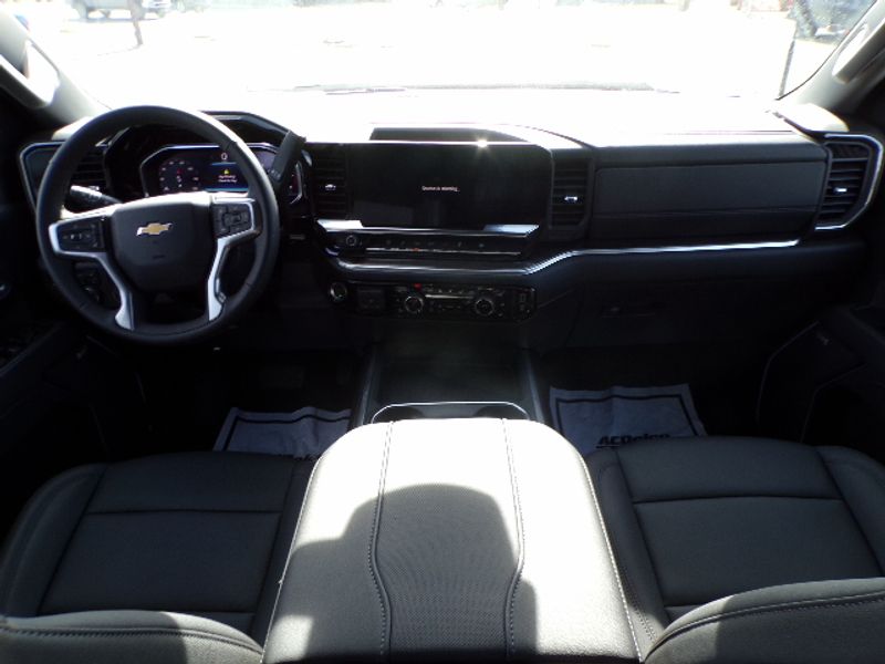 2025 Chevrolet Silverado 3500